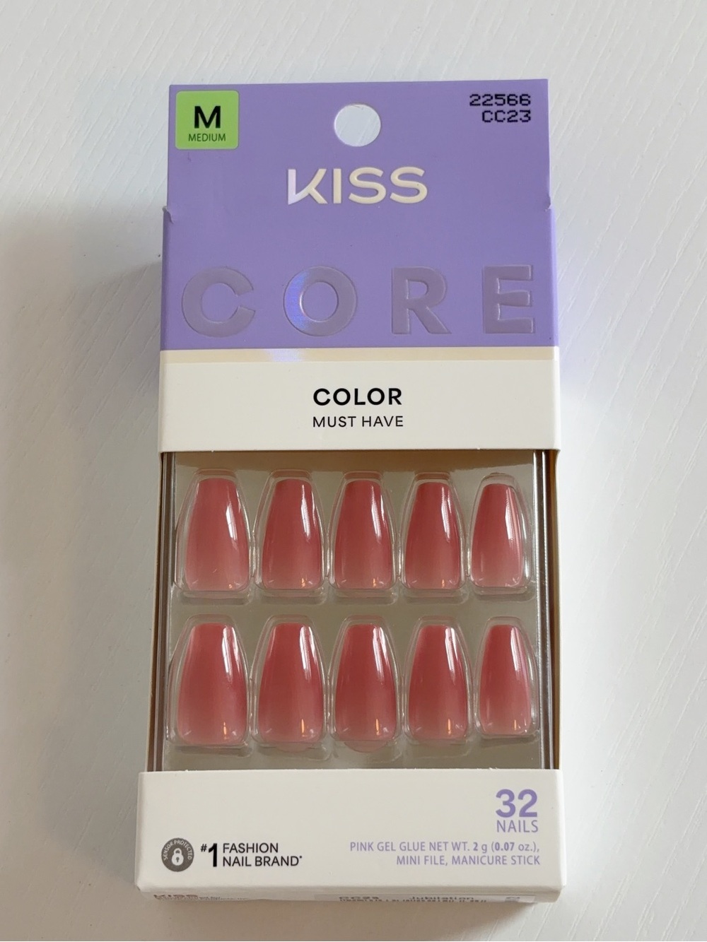 KISS CORE Color Must Have Press On Nails